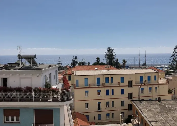 Da Mariella - Bilocale Sunset Vista Mare Апартаменты Санремо